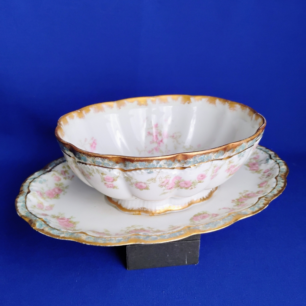 VTG. LEMOGES Haviland France  Gravy Boat